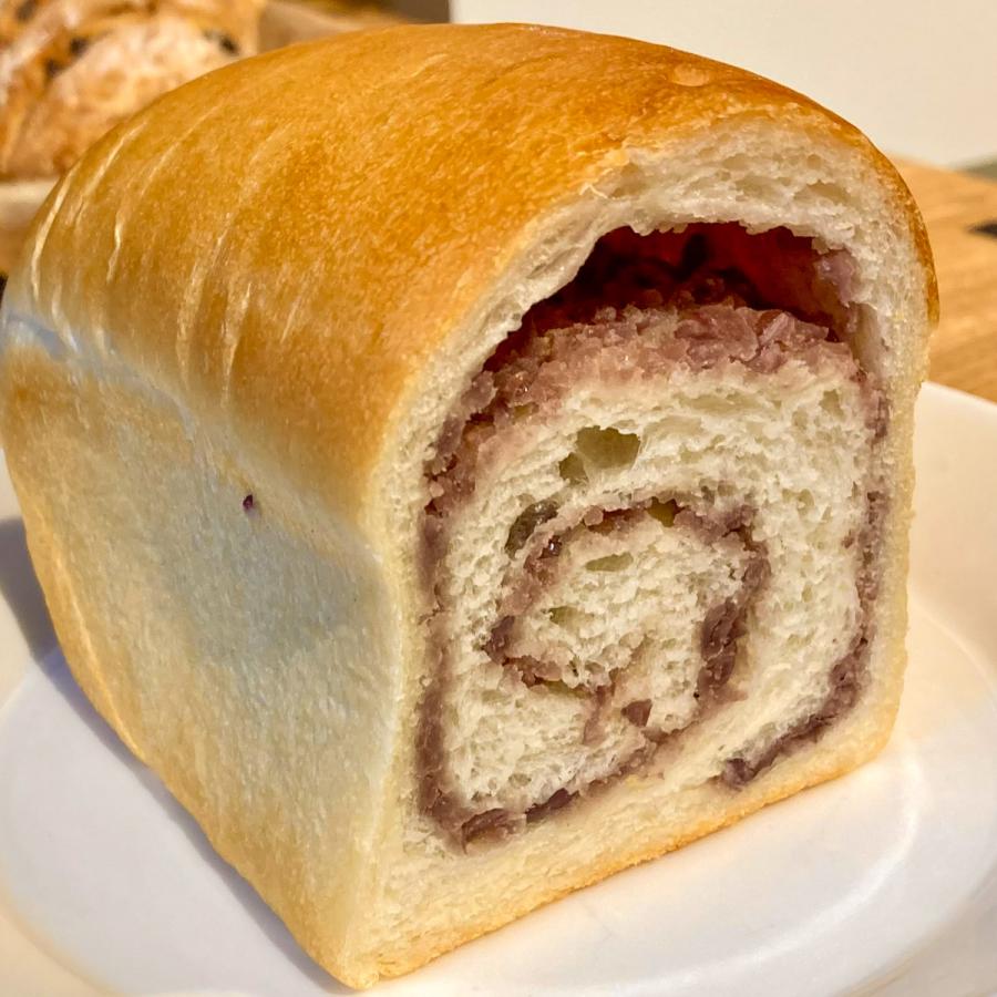 あんこ入りミニ食パン（ハーフ）
